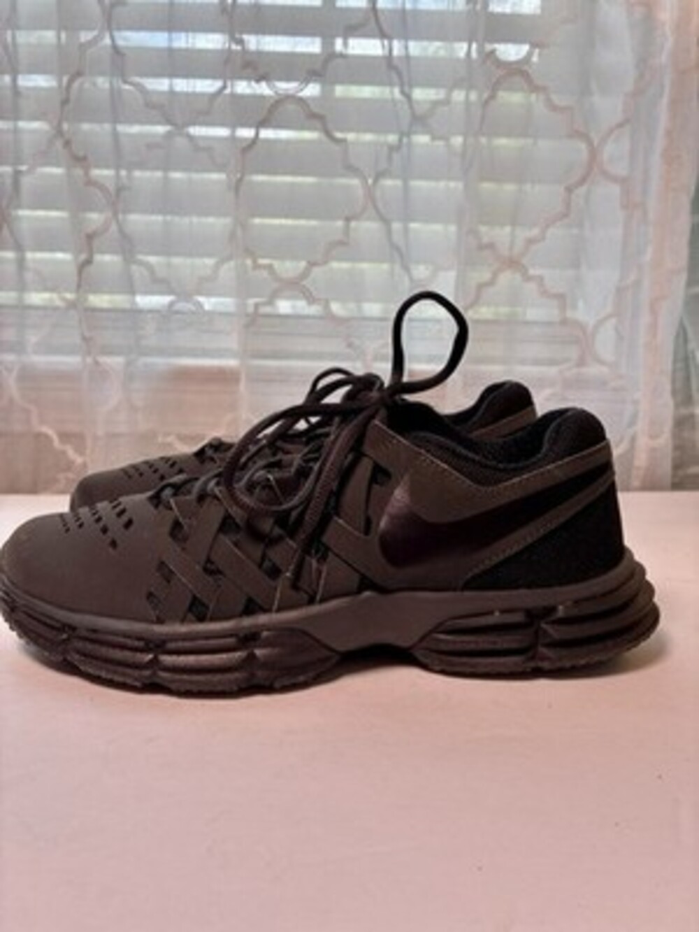 Nike Lunar Fingertrap TR Men’s Size 7 Black Training Running Shoes Sneakers